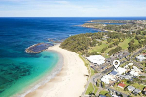 Beachfront 2, Mollymook